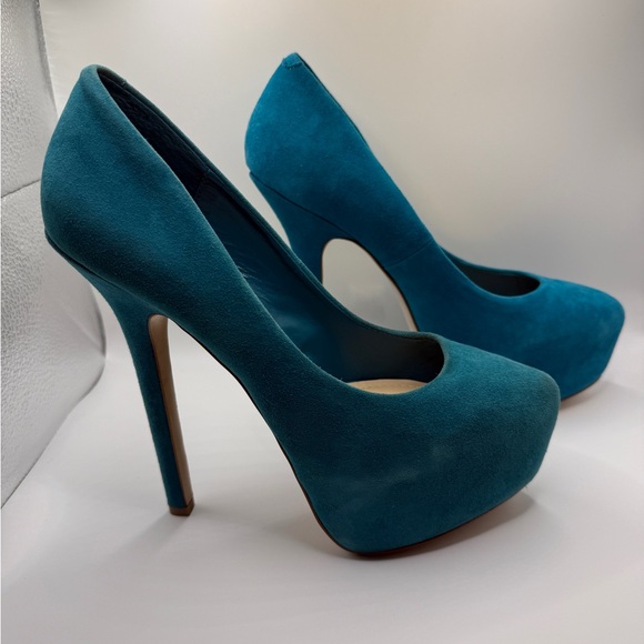 Steve Madden Shoes - Steve Madden Dejavu Teal Suede Platform Heels Size 8 + Box